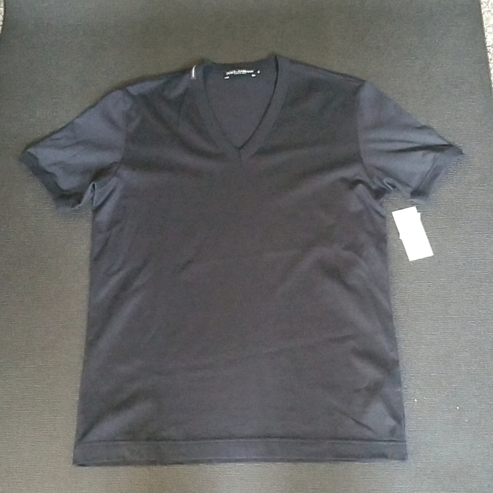 💥Dolce & Gabbana mens deep cut v neck black t size 48